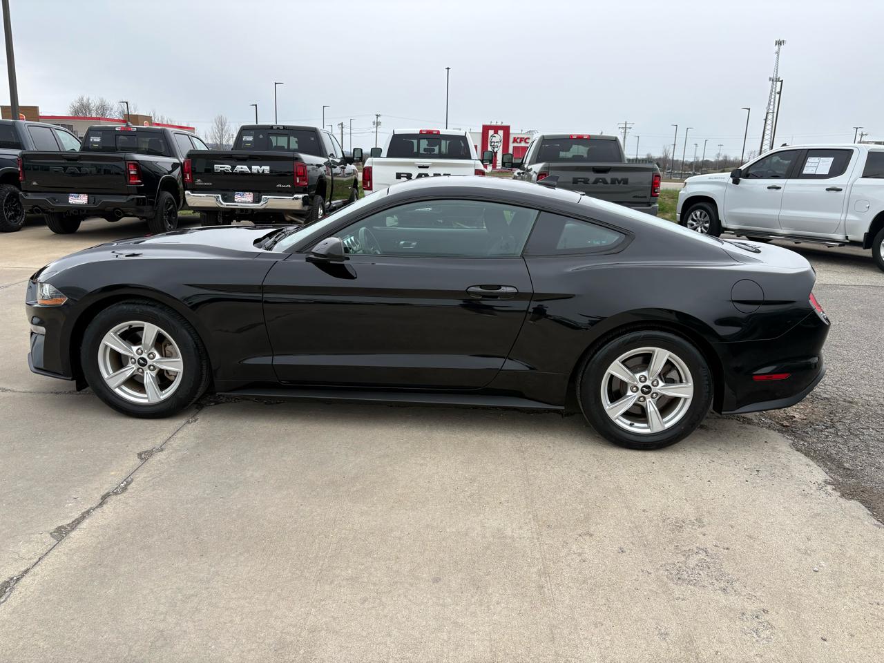Ford Mustang EcoBoost Fastback 2020