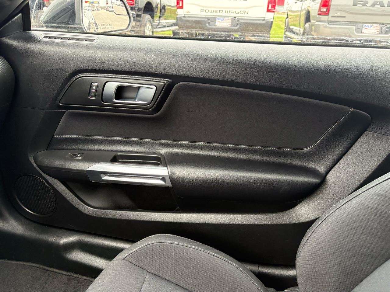 Ford Mustang EcoBoost Fastback 2020