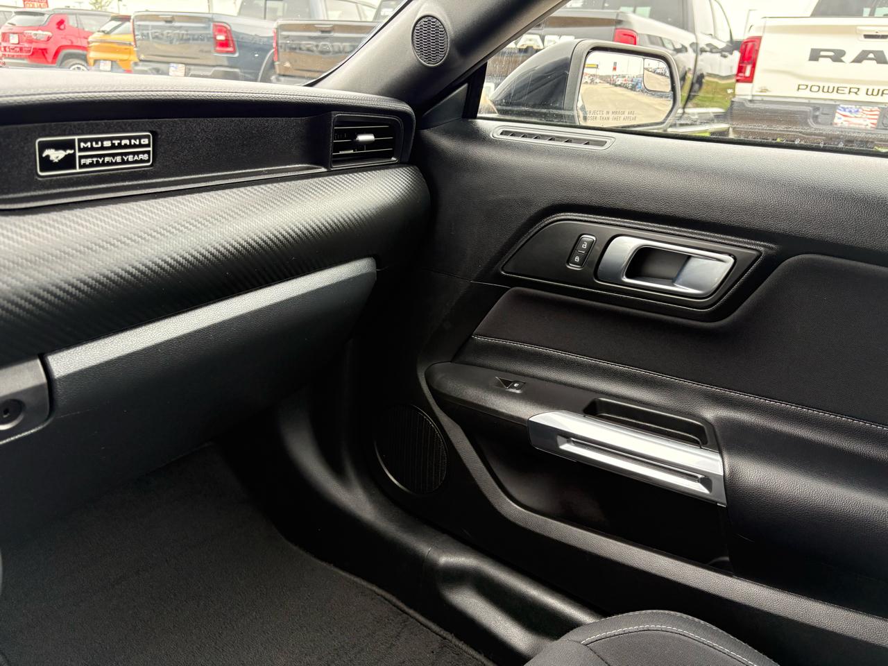 Ford Mustang EcoBoost Fastback 2020