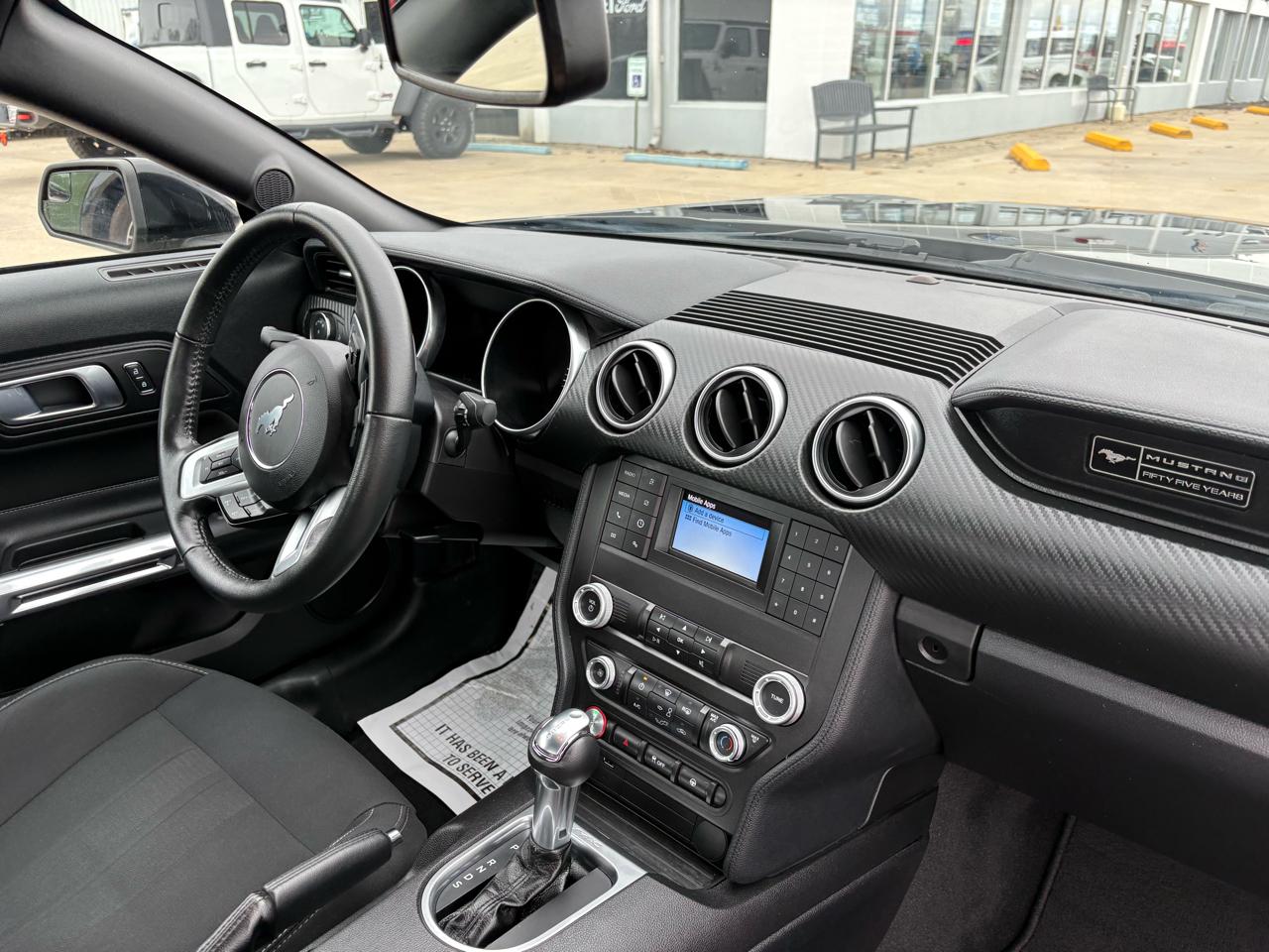 Ford Mustang EcoBoost Fastback 2020