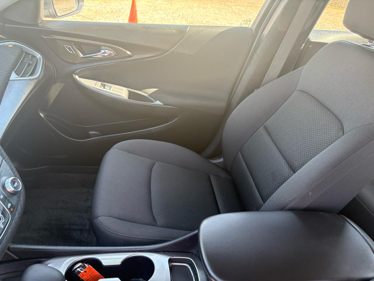 Chevrolet Malibu 4dr Sdn RS 2025