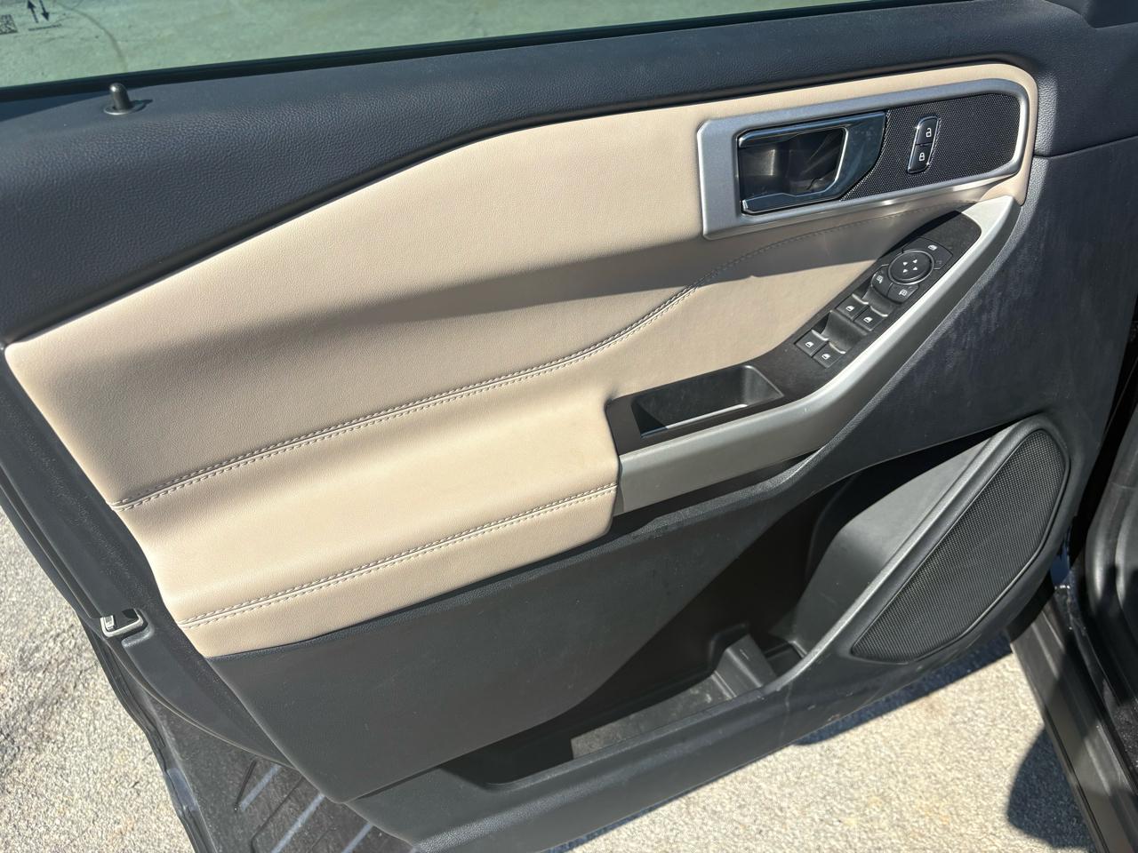 Ford Explorer 4dr 112" WB XLT 2022