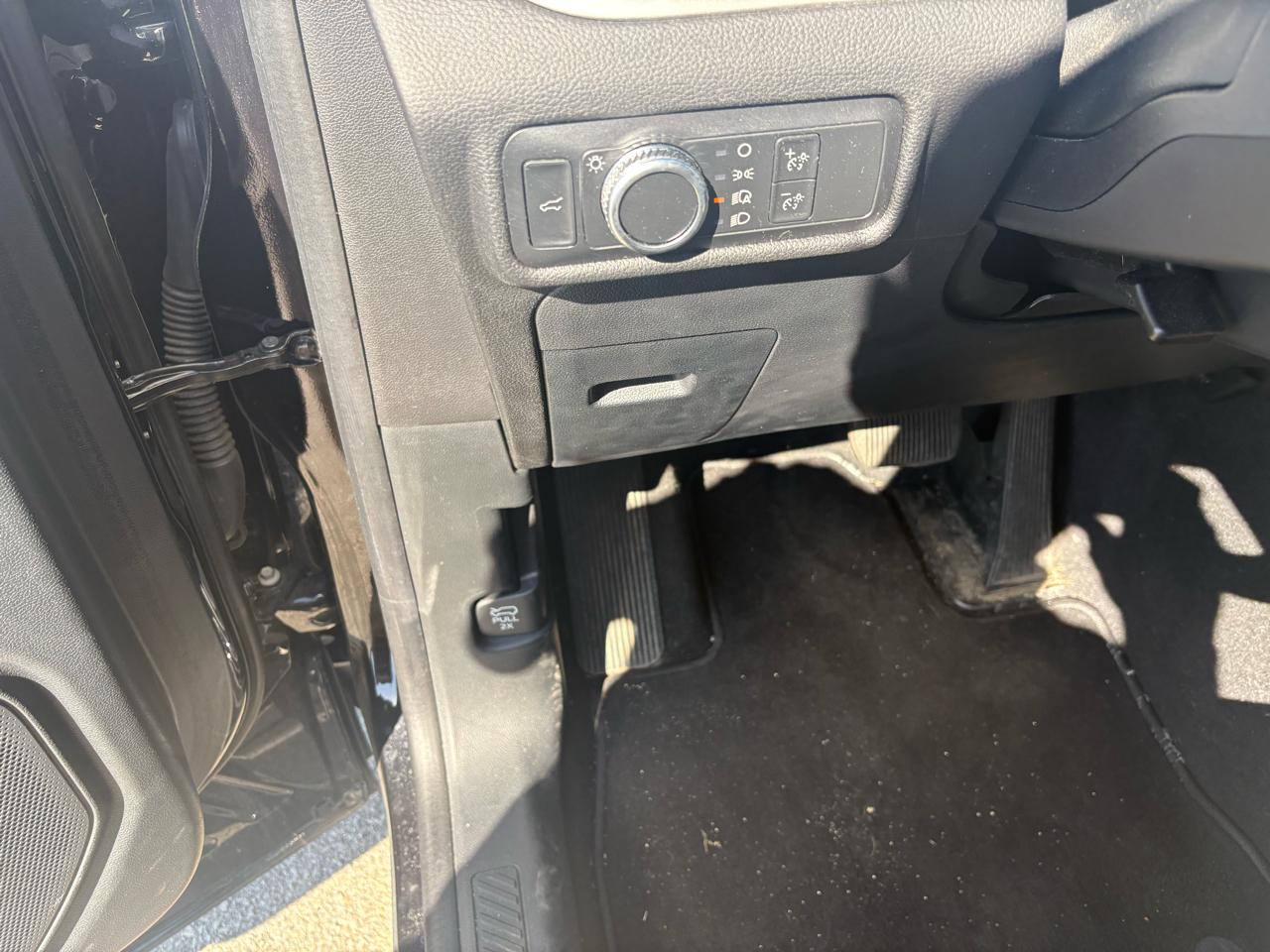 Ford Explorer 4dr 112" WB XLT 2022