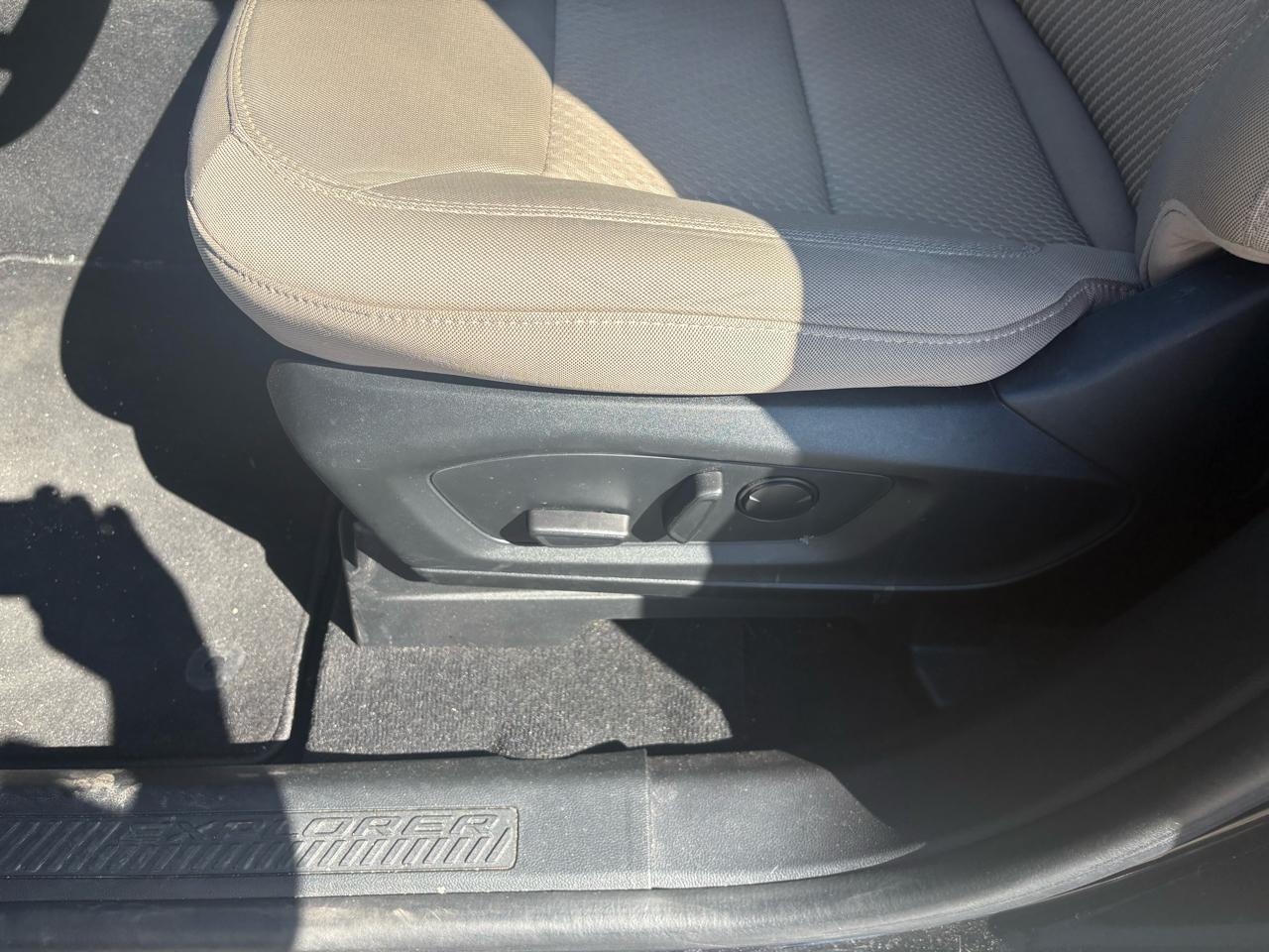 Ford Explorer 4dr 112" WB XLT 2022