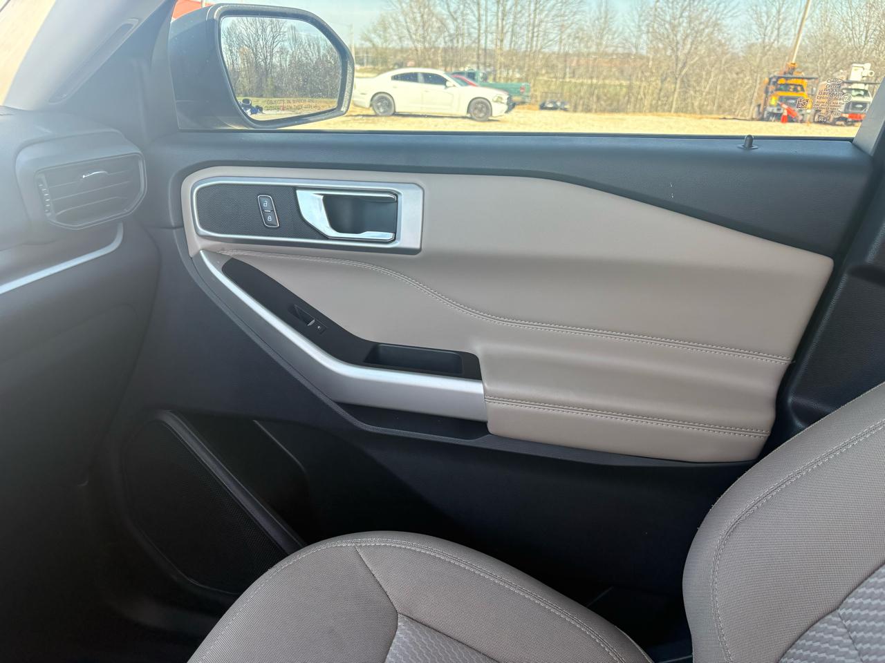 Ford Explorer 4dr 112" WB XLT 2022