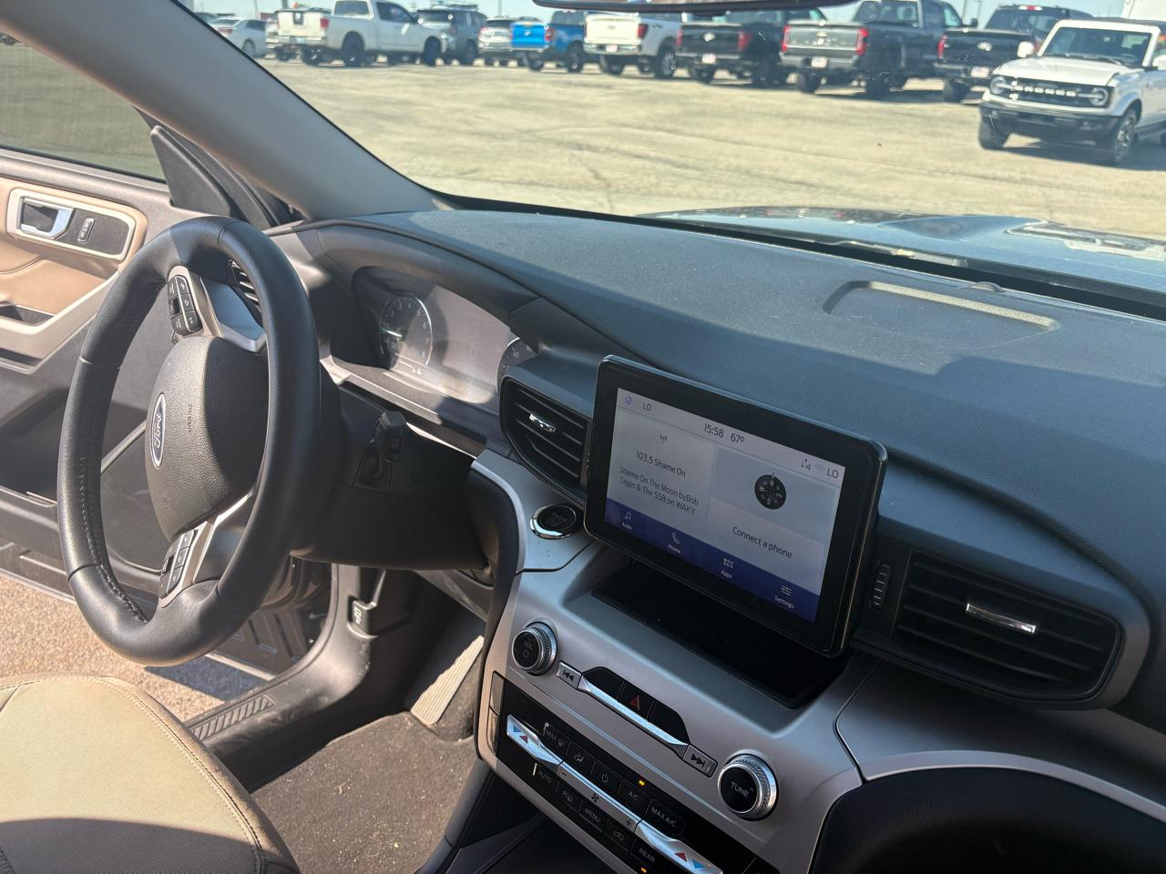 Ford Explorer 4dr 112" WB XLT 2022