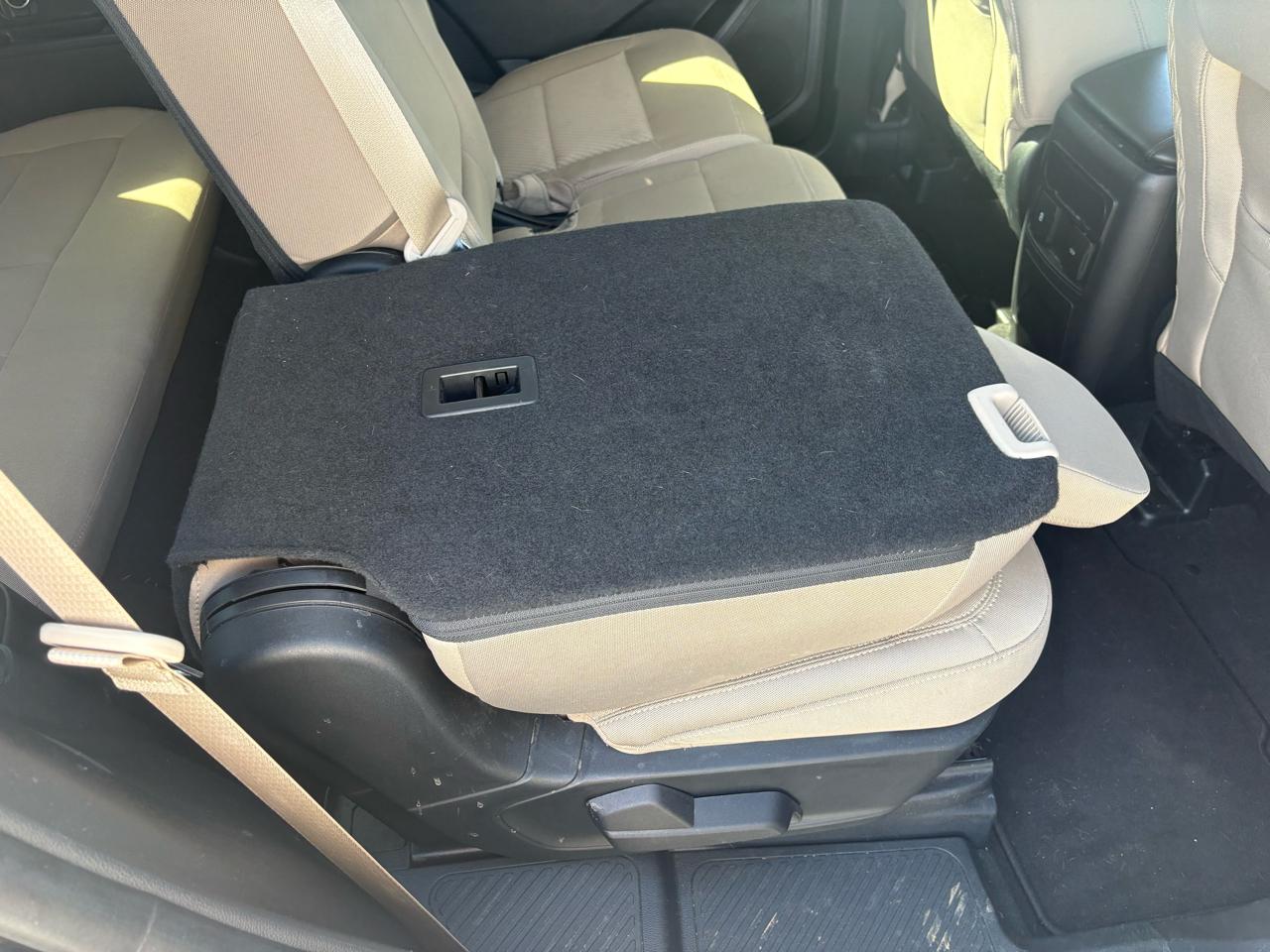 Ford Explorer 4dr 112" WB XLT 2022