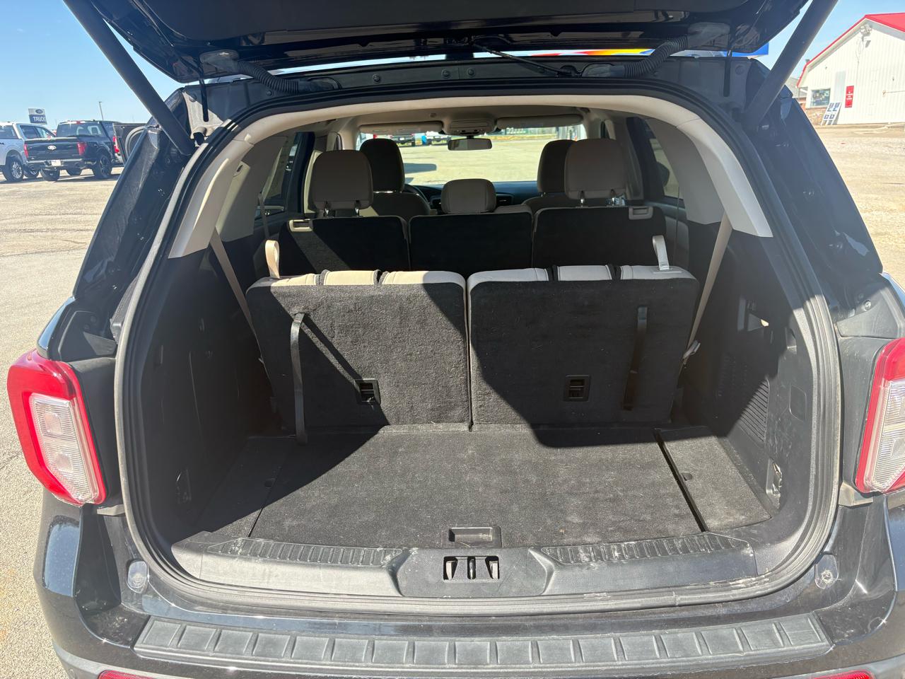 Ford Explorer 4dr 112" WB XLT 2022