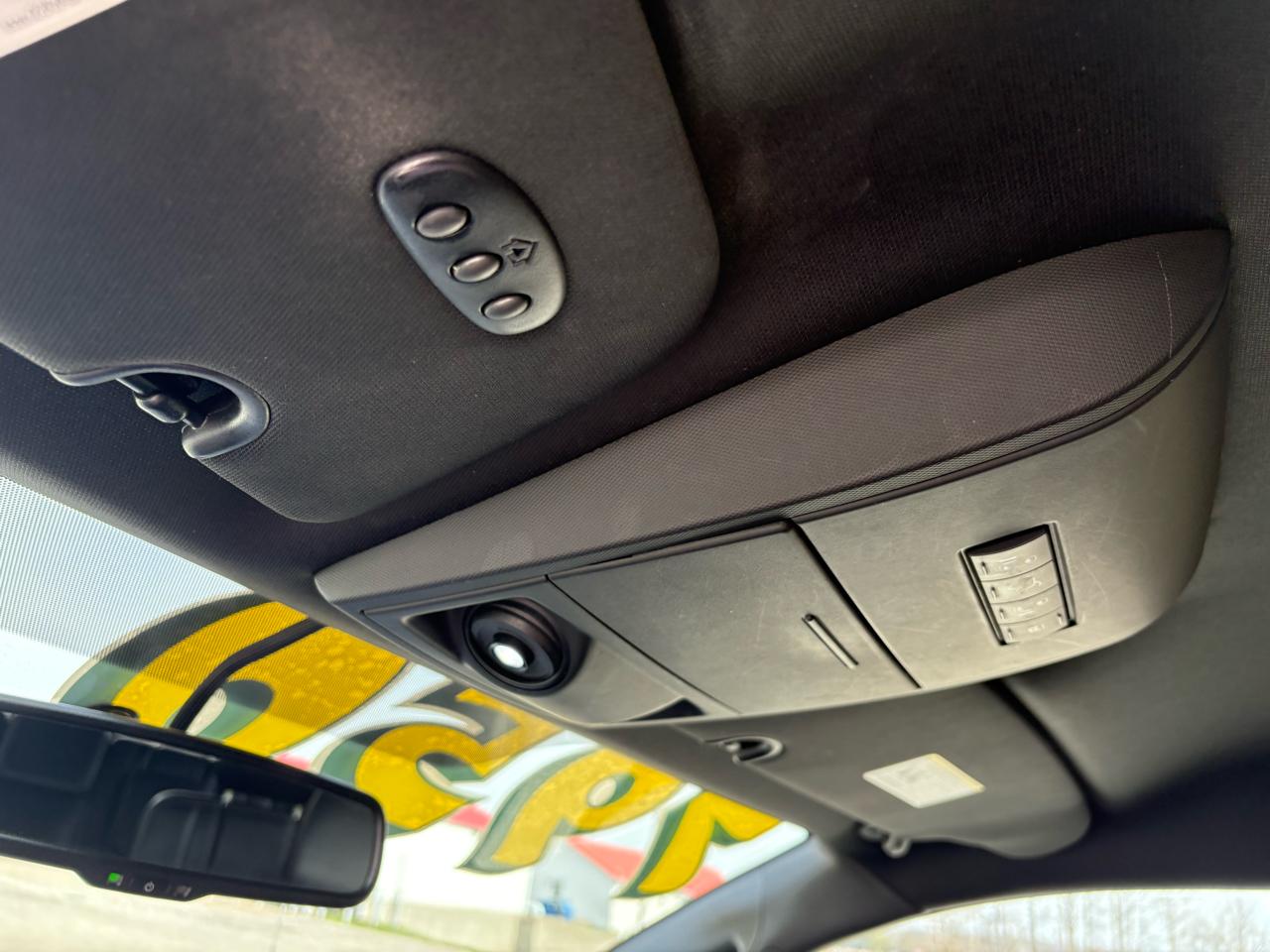 Chrysler Town & Country 4dr Wgn S 2015