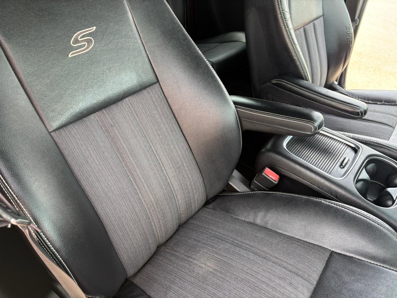 Chrysler Town & Country 4dr Wgn S 2015