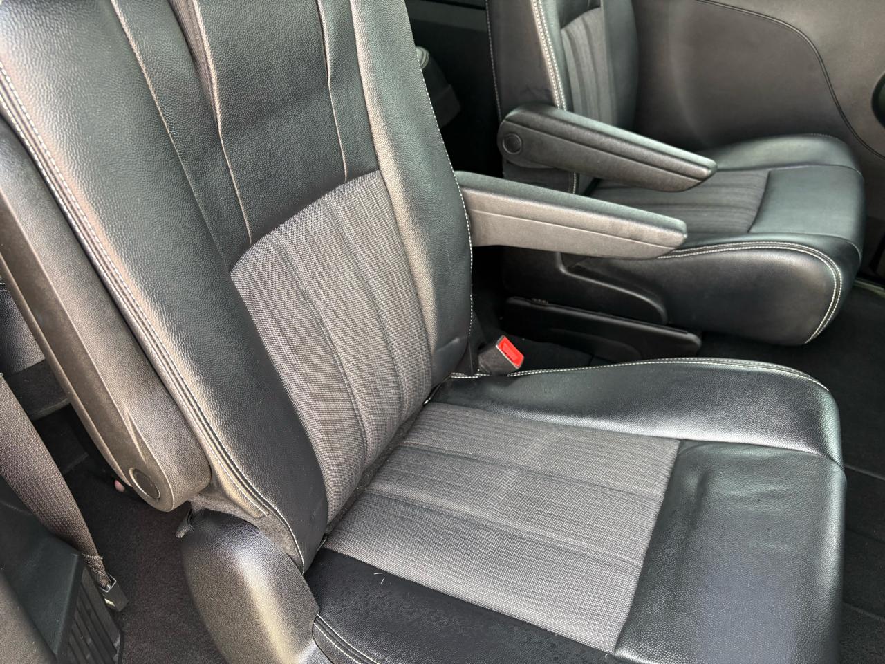 Chrysler Town & Country 4dr Wgn S 2015