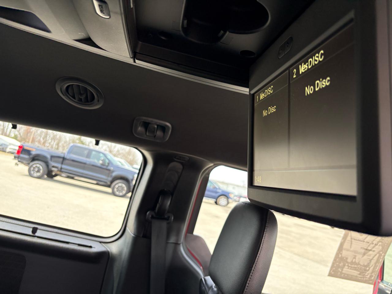 Chrysler Town & Country 4dr Wgn S 2015