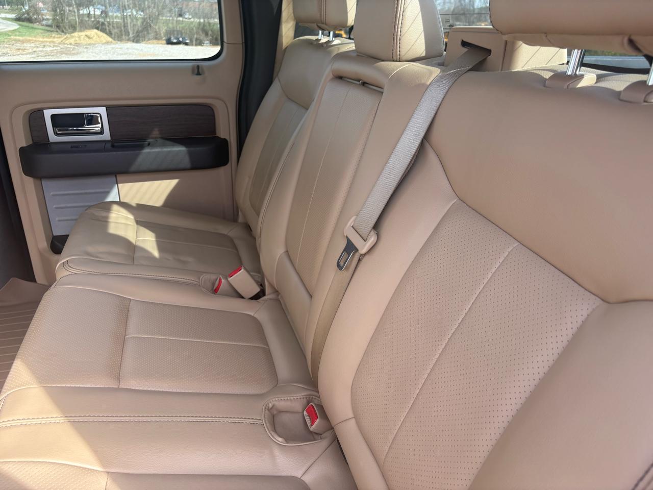 Ford F-150 4WD SuperCrew 145" Lariat 2014