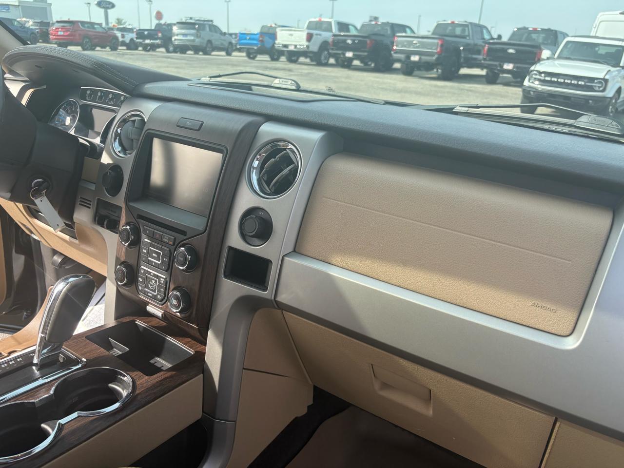 Ford F-150 4WD SuperCrew 145" Lariat 2014