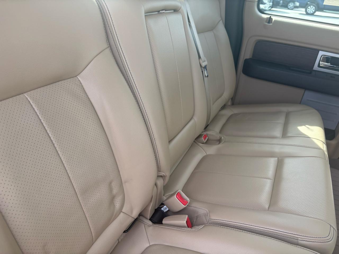 Ford F-150 4WD SuperCrew 145" Lariat 2014