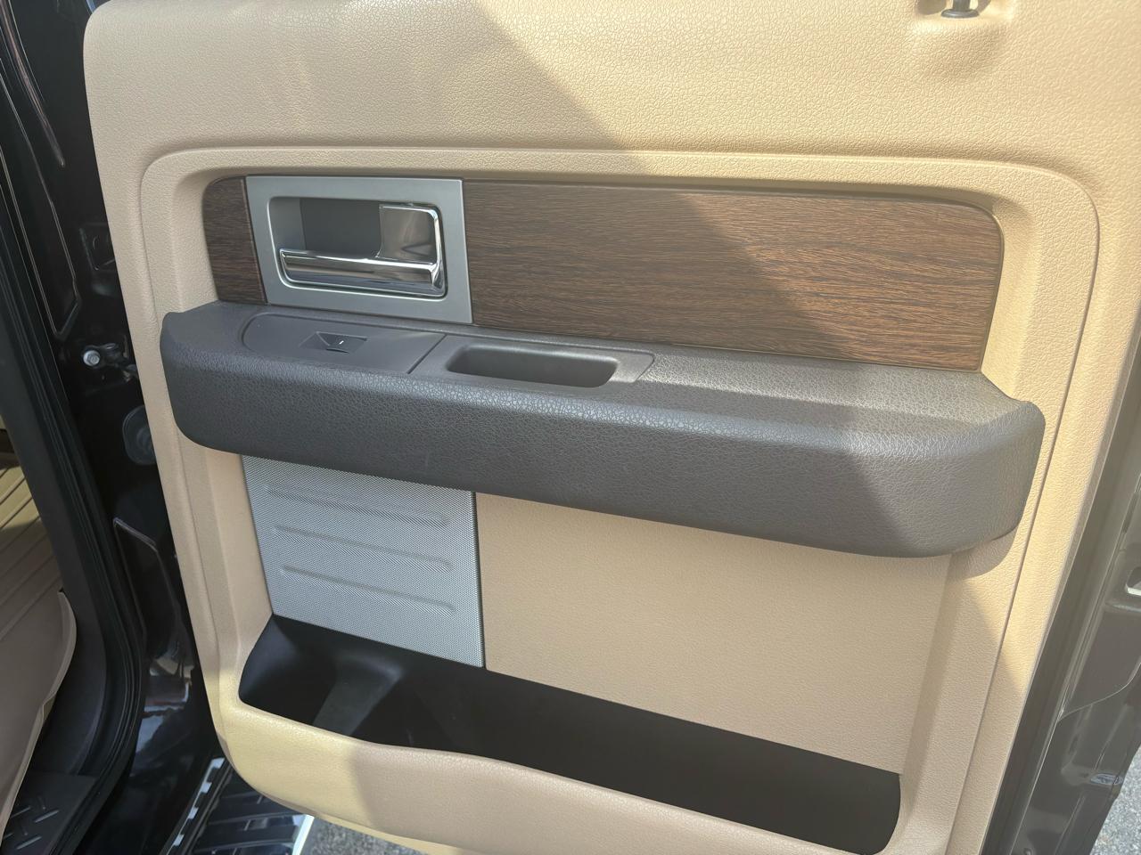 Ford F-150 4WD SuperCrew 145" Lariat 2014