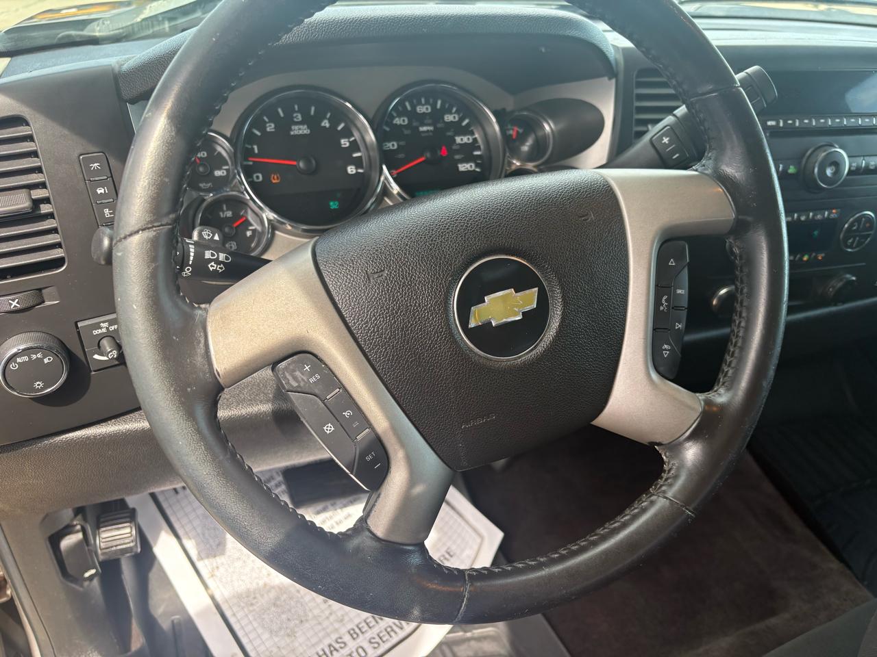 Chevrolet Silverado 1500 4WD Crew Cab 143.5" LT 2013