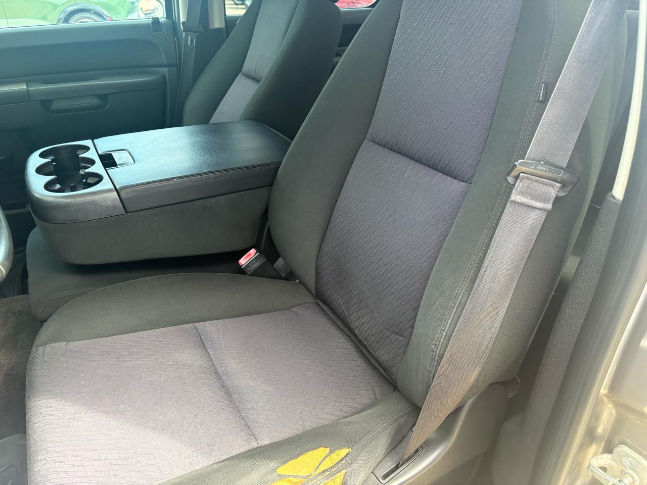 Chevrolet Silverado 1500 4WD Crew Cab 143.5" LT 2013