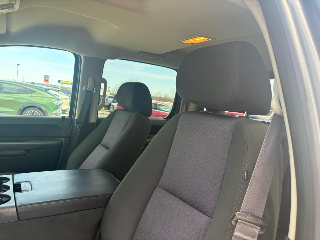 Chevrolet Silverado 1500 4WD Crew Cab 143.5" LT 2013