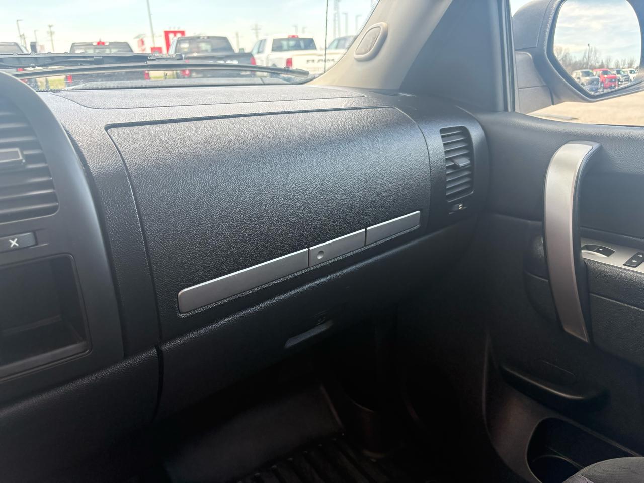 Chevrolet Silverado 1500 4WD Crew Cab 143.5" LT 2013