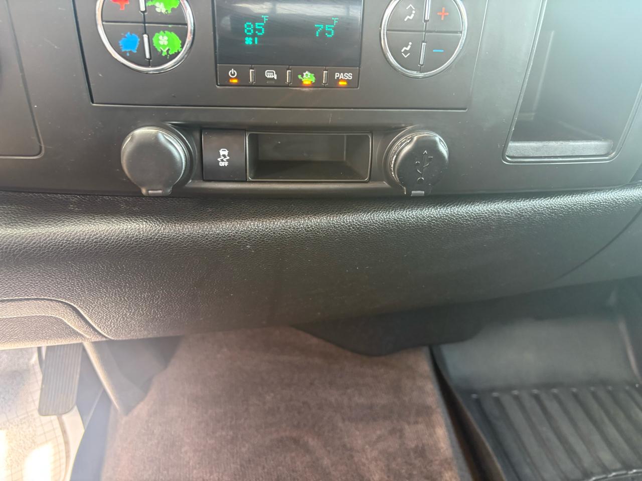 Chevrolet Silverado 1500 4WD Crew Cab 143.5" LT 2013