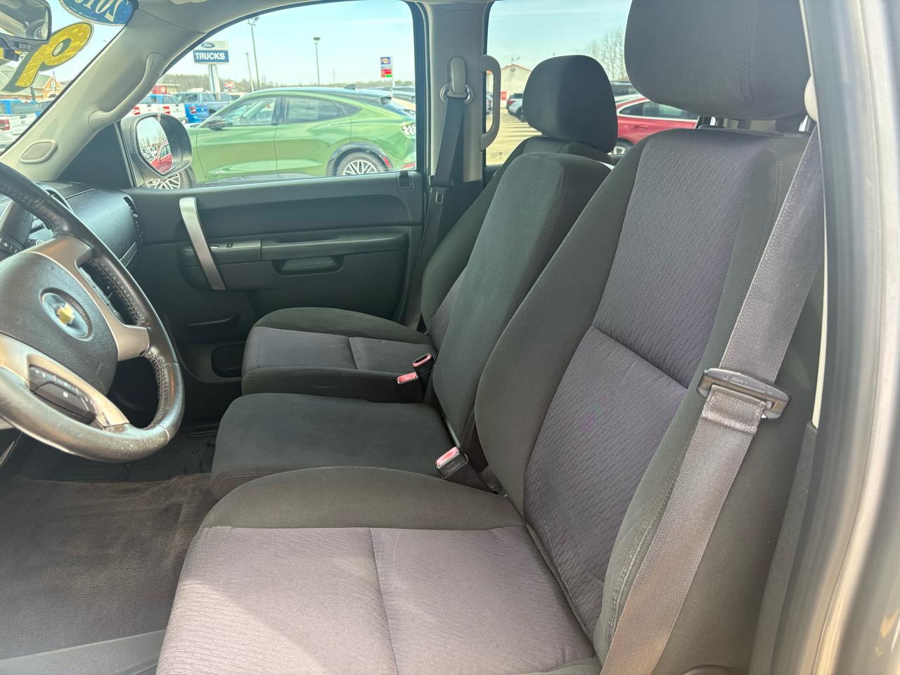 Chevrolet Silverado 1500 4WD Crew Cab 143.5" LT 2013