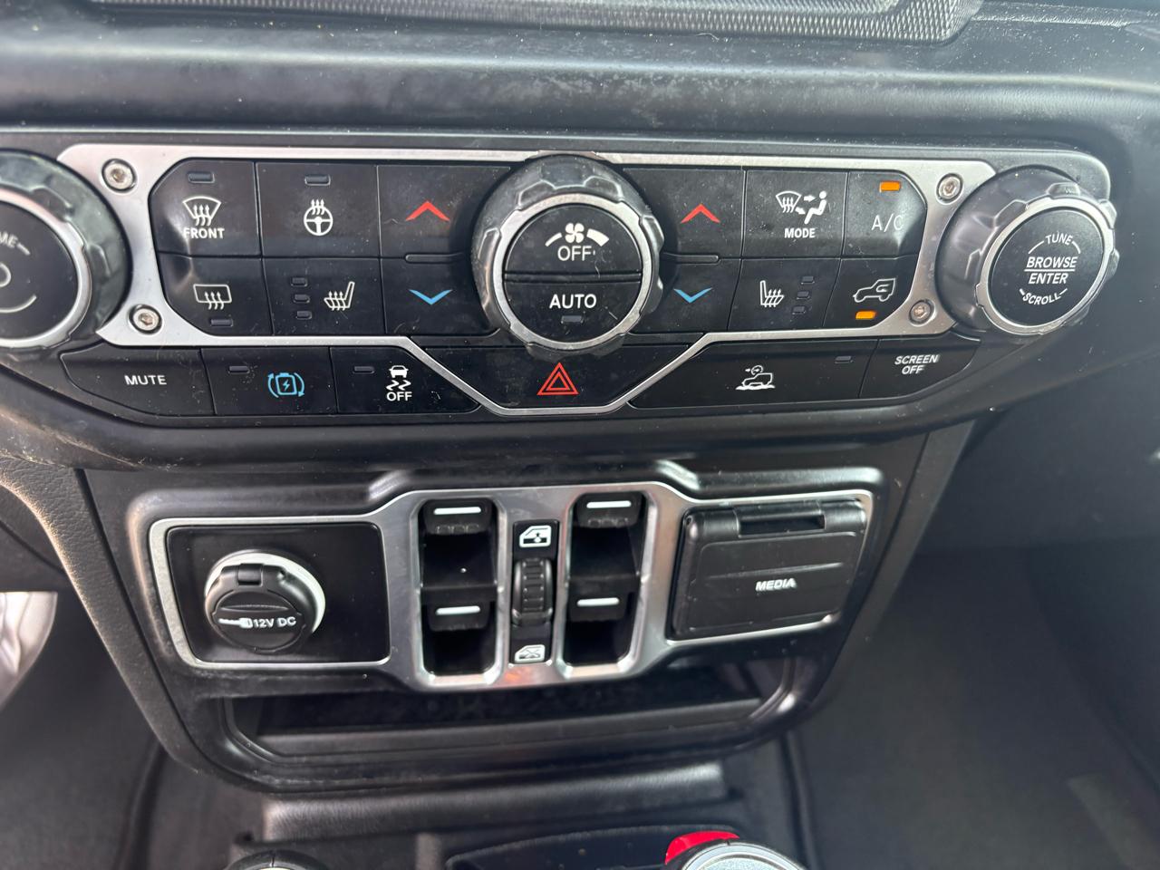 Jeep Wrangler 4xe Sahara 4x4 2023