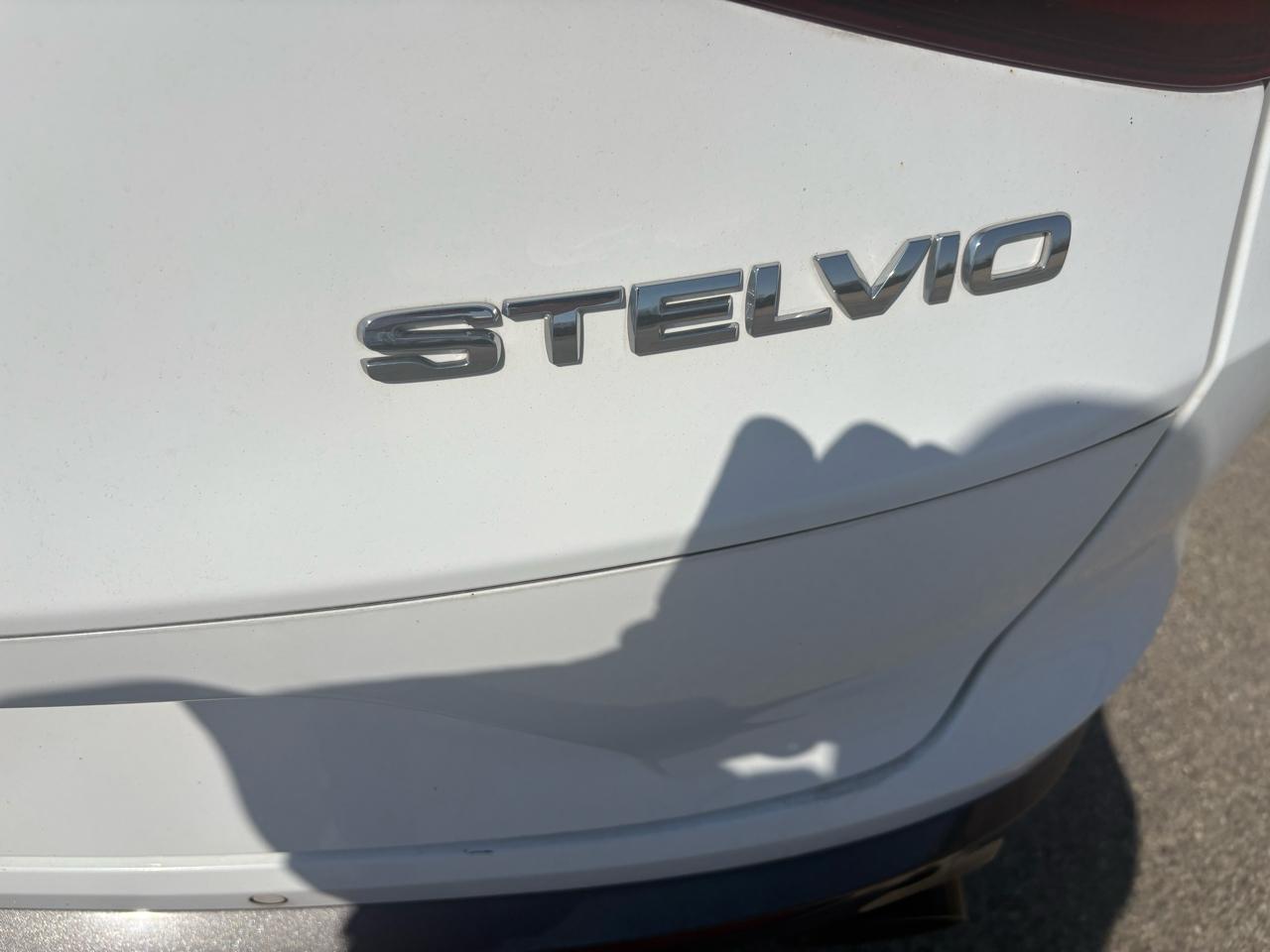 Alfa Romeo Stelvio Ti AWD 2023