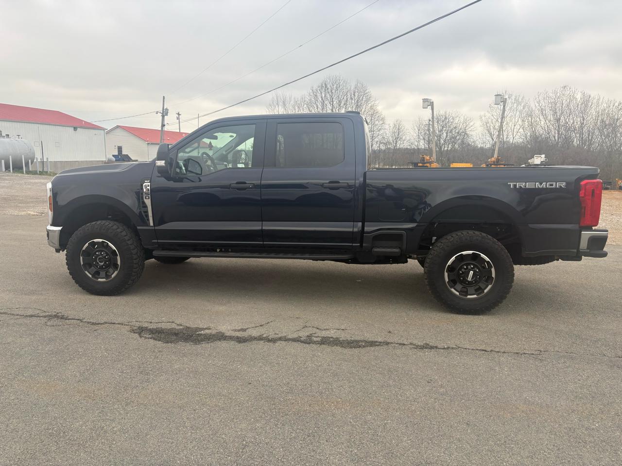 Ford Super Duty F-350 SRW XLT 4WD SuperCab 6.75' Box 2025