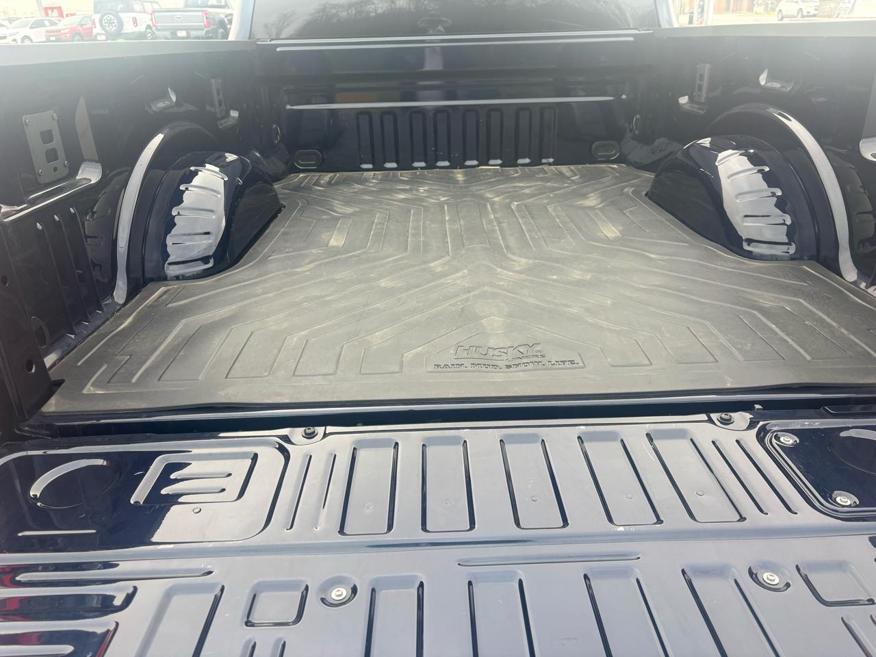 Ford Super Duty F-350 SRW XLT 4WD SuperCab 6.75' Box 2025