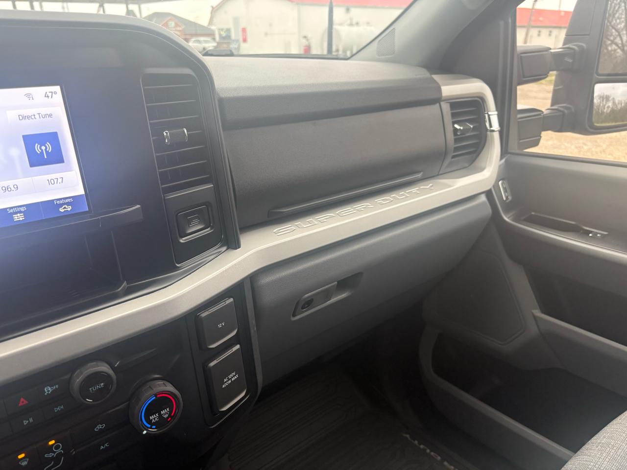 Ford Super Duty F-350 SRW XLT 4WD SuperCab 6.75' Box 2025