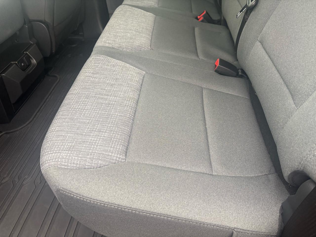 Ford Super Duty F-350 SRW XLT 4WD SuperCab 6.75' Box 2025