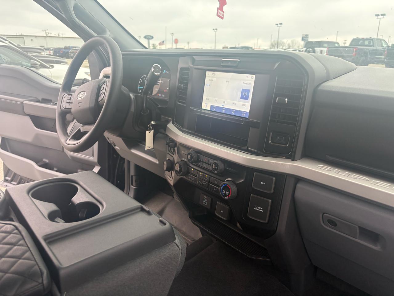 Ford Super Duty F-350 SRW XLT 4WD SuperCab 6.75' Box 2025