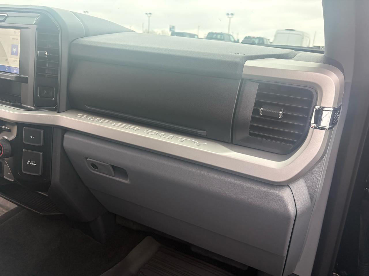 Ford Super Duty F-350 SRW XLT 4WD SuperCab 6.75' Box 2025