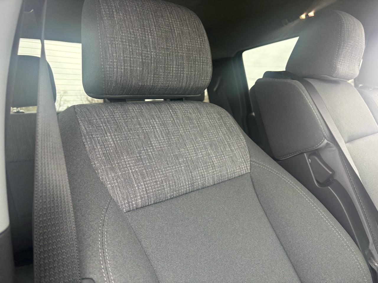 Ford Super Duty F-350 SRW XLT 4WD SuperCab 6.75' Box 2025