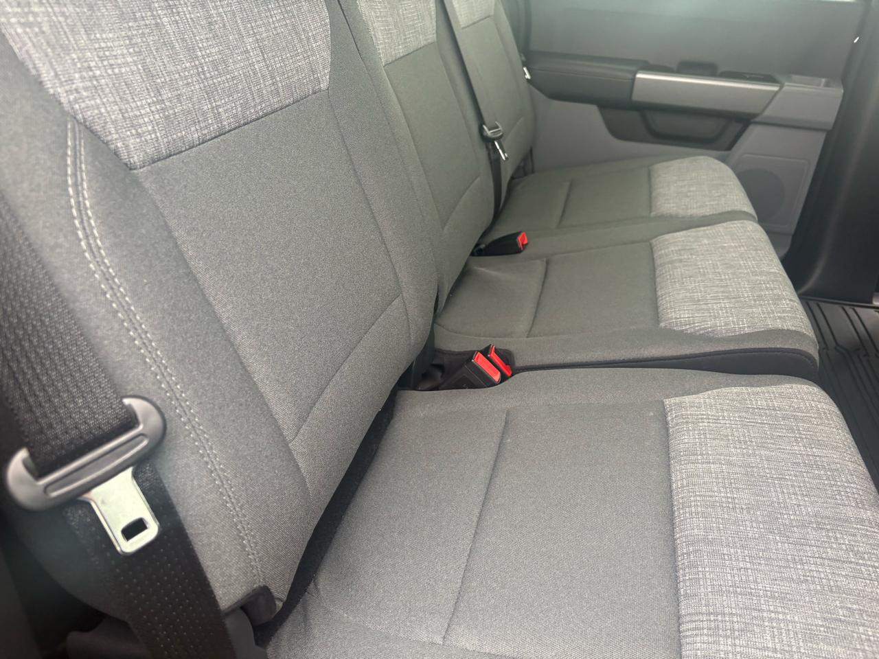 Ford Super Duty F-350 SRW XLT 4WD SuperCab 6.75' Box 2025