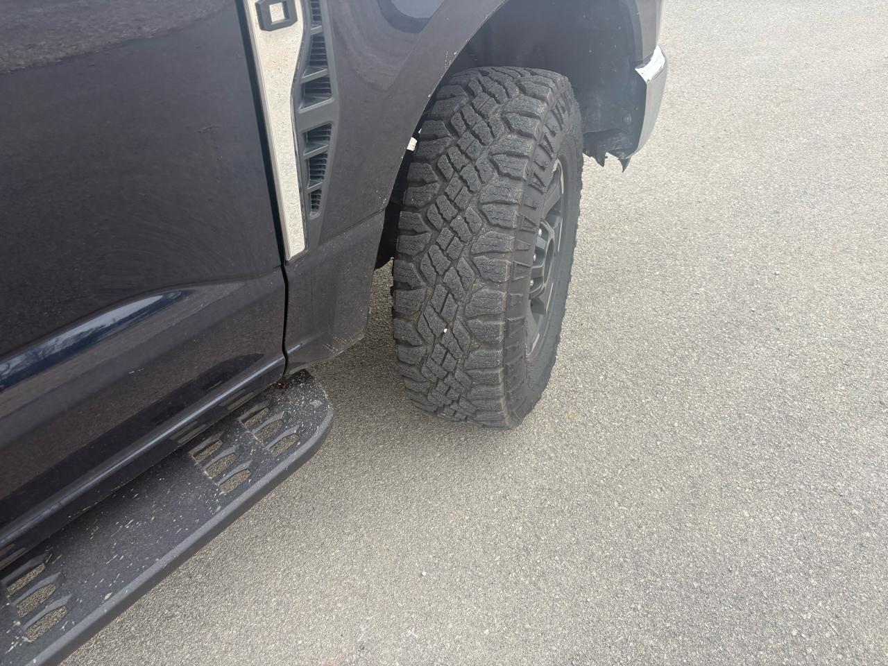 Ford Super Duty F-350 SRW XLT 4WD SuperCab 6.75' Box 2025