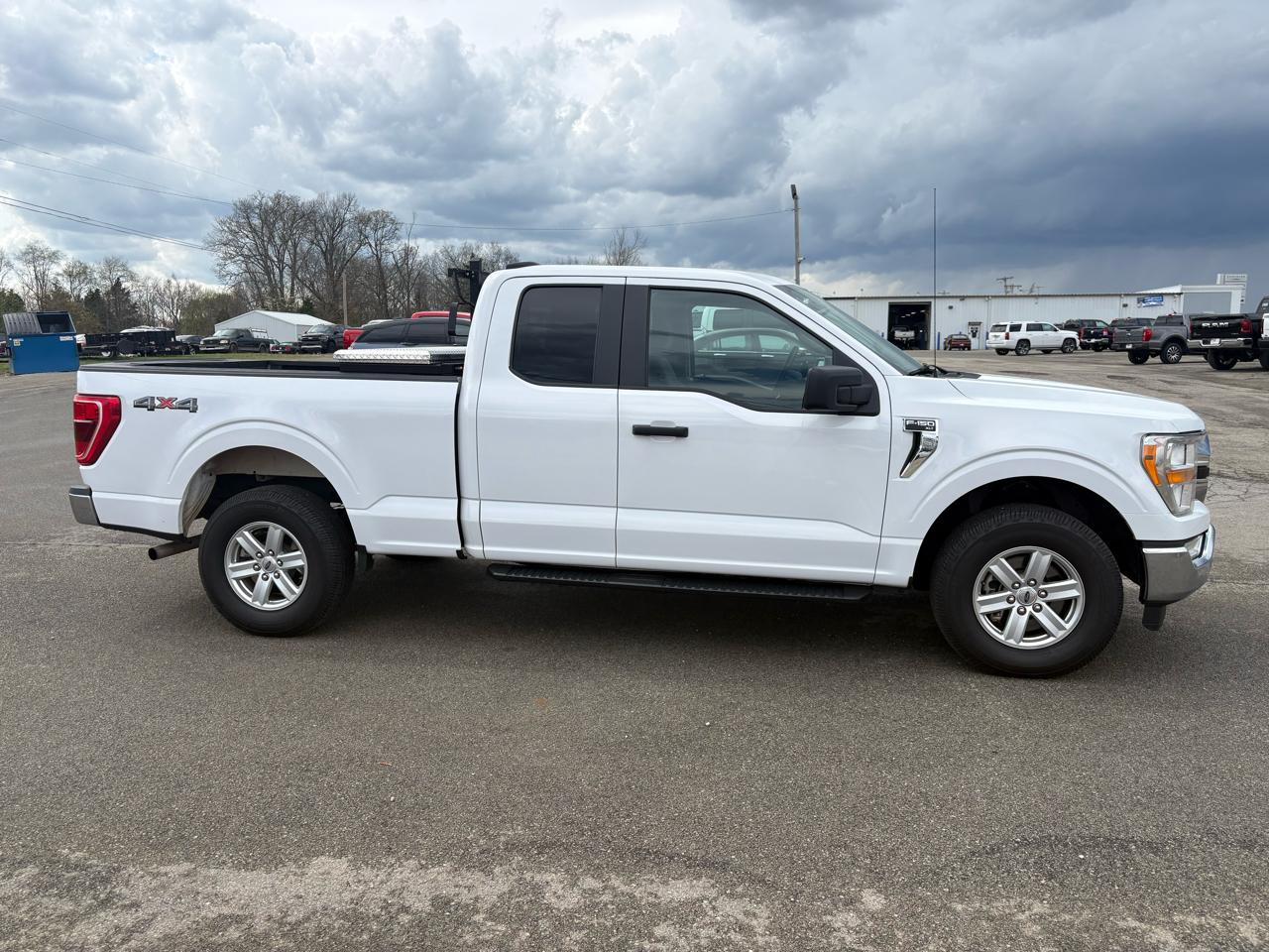 Ford F-150 4WD SuperCab 133" XLT 2021