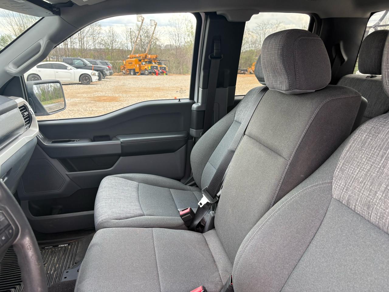 Ford F-150 4WD SuperCab 133" XLT 2021