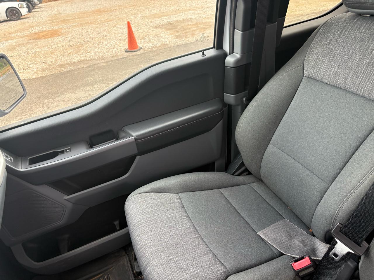 Ford F-150 4WD SuperCab 133" XLT 2021