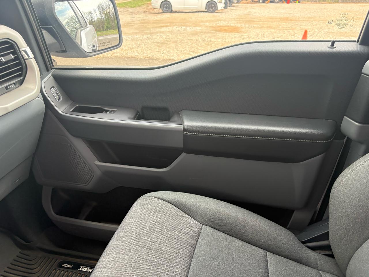 Ford F-150 4WD SuperCab 133" XLT 2021