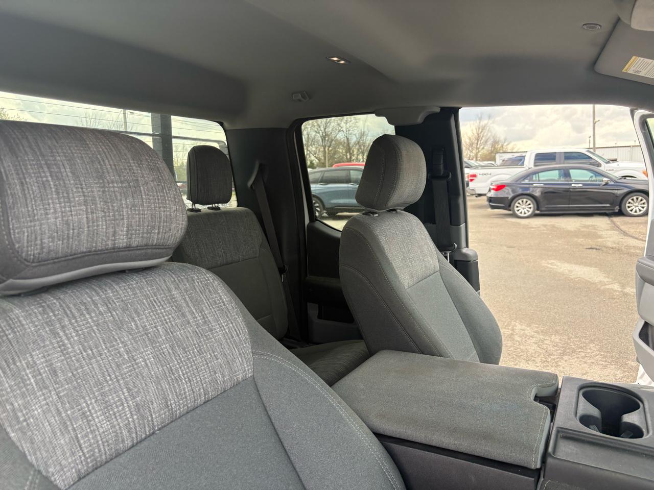 Ford F-150 4WD SuperCab 133" XLT 2021