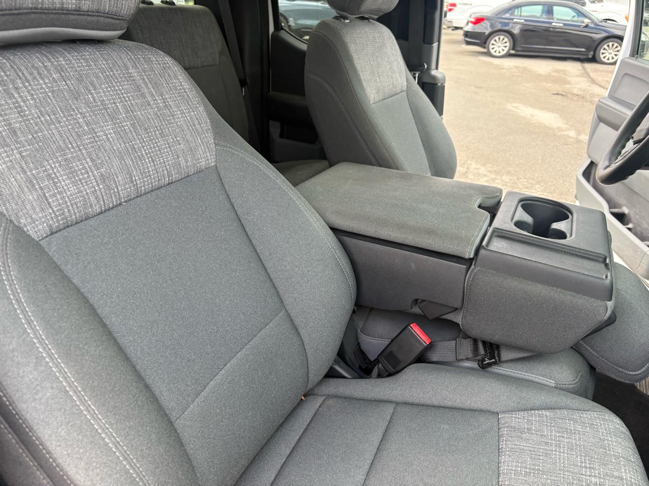 Ford F-150 4WD SuperCab 133" XLT 2021