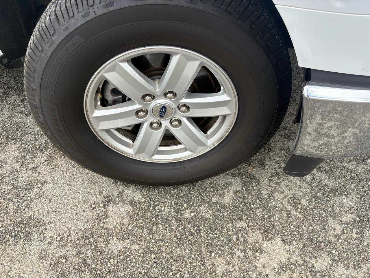 Ford F-150 4WD SuperCab 133" XLT 2021