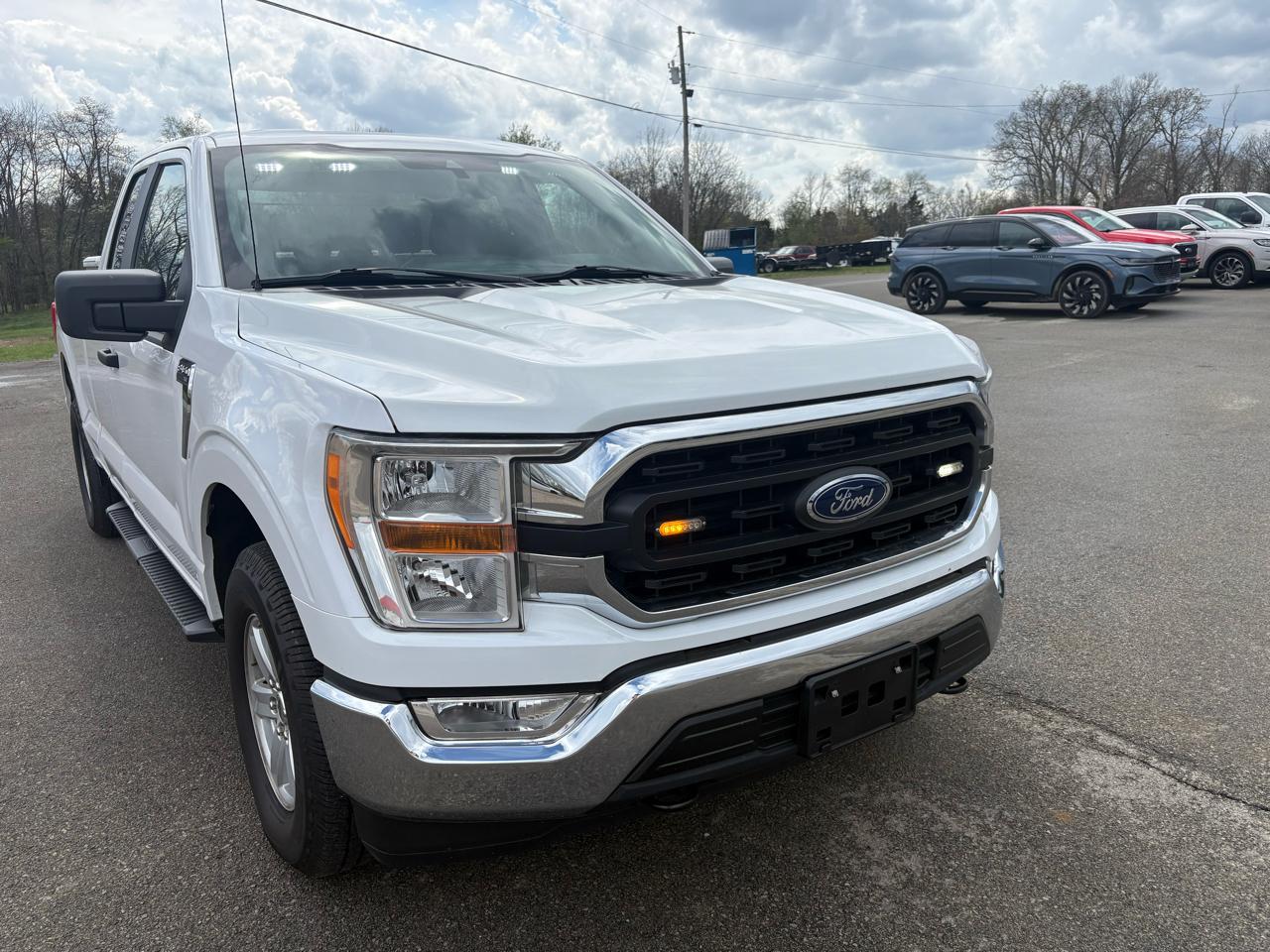 2021 Ford F-150 4WD SuperCab 133" XLT