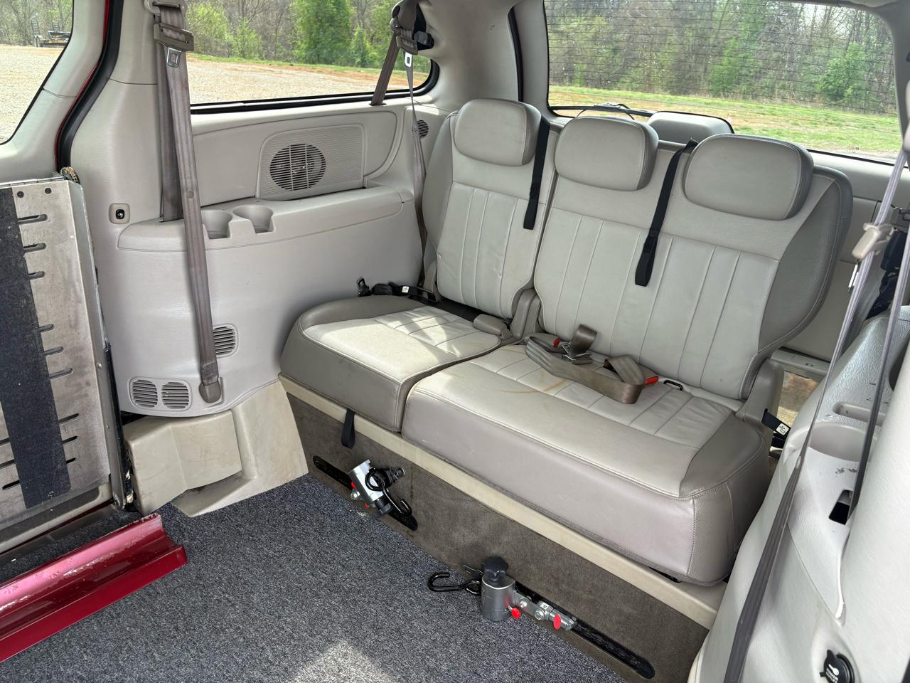 Dodge Caravan 4dr Grand SXT 2005