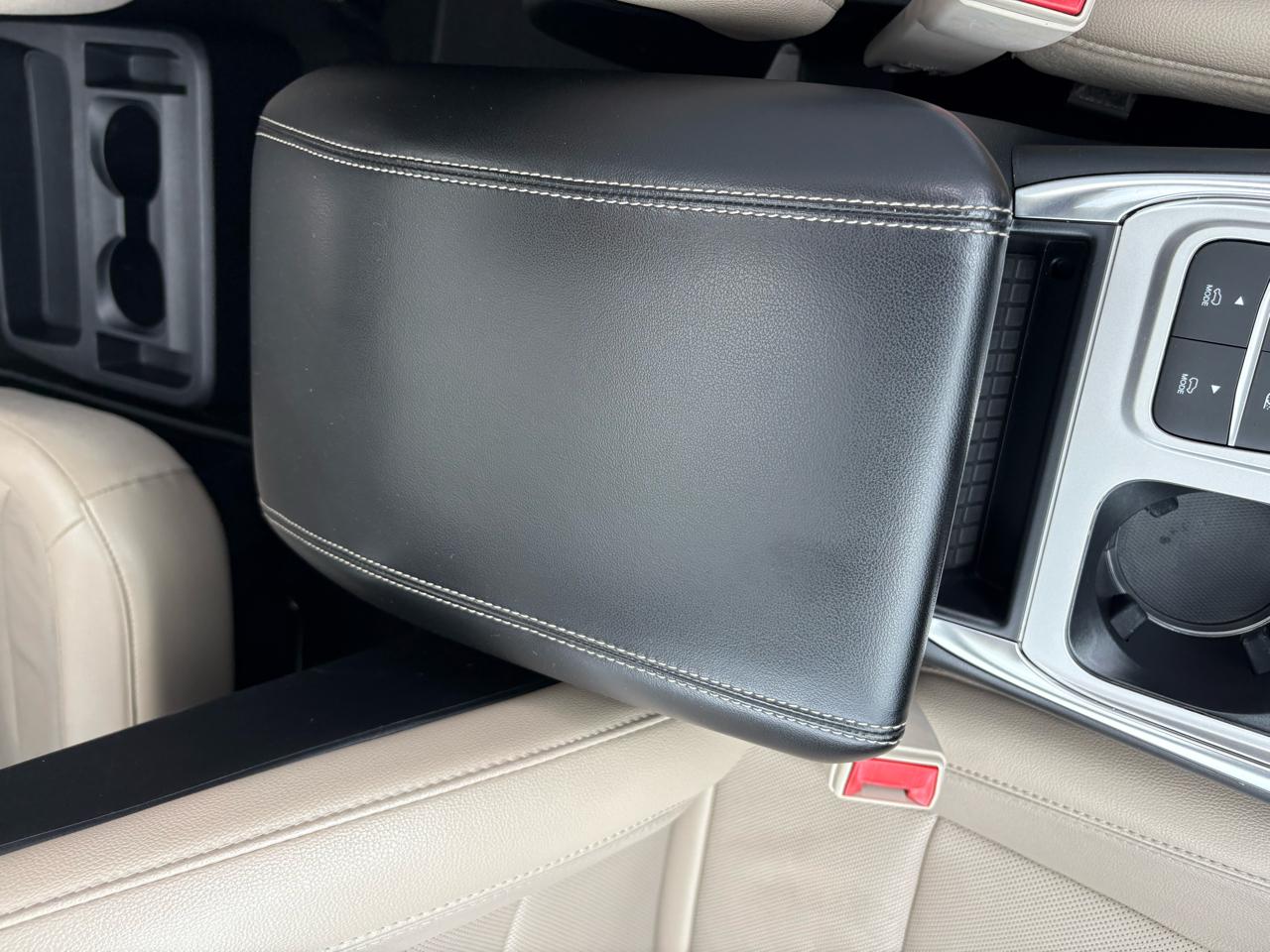 Ford Explorer Limited RWD 2020