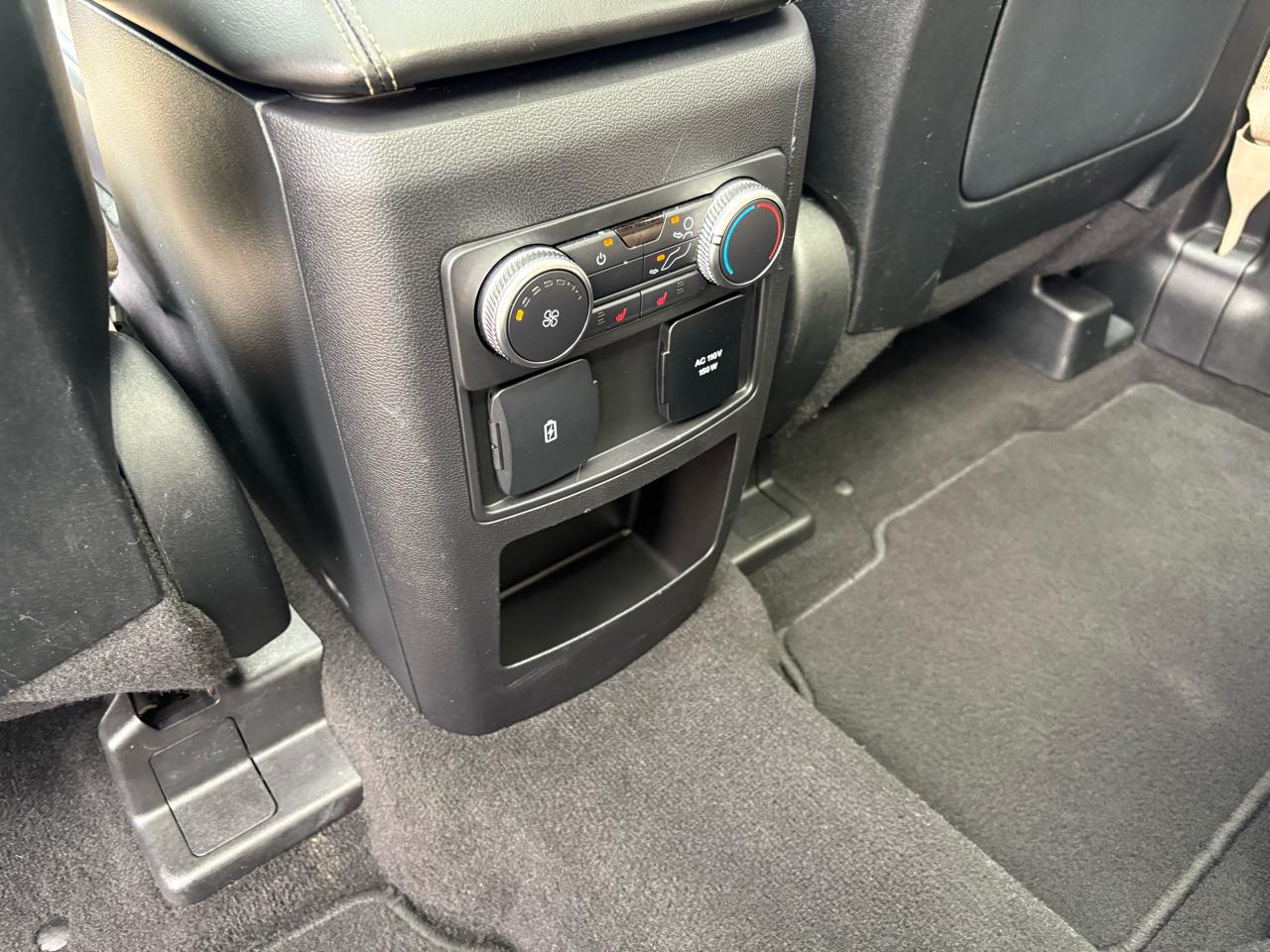 Ford Explorer Limited RWD 2020