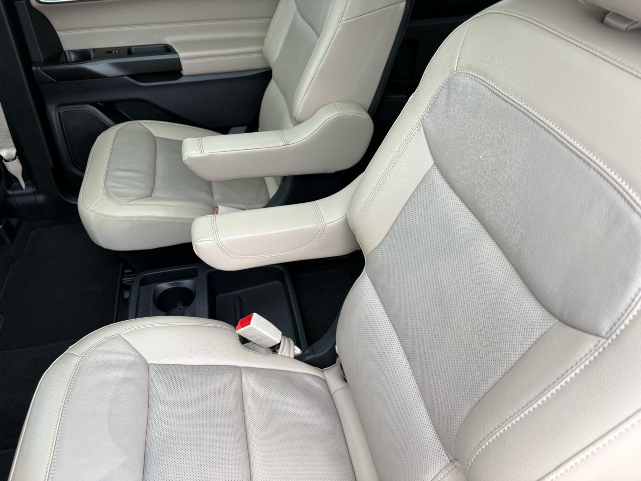 Ford Explorer Limited RWD 2020