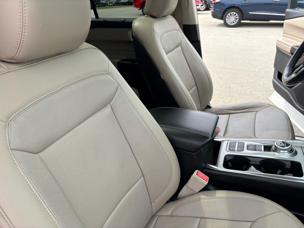 Ford Explorer Limited RWD 2020